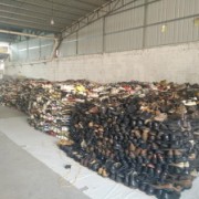 专业供应旧鞋子（出口非洲各国）