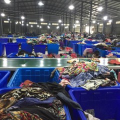 广东工厂长期大量回收优质夏装旧衣服
