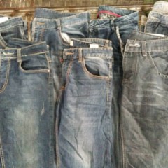 广州市万义新科技有限公司出口精品夏装--男士牛仔裤