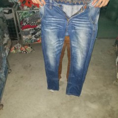 广州工厂常年出口旧牛仔裤