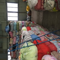 收购江浙沪地区旧衣服箱子货，统货
