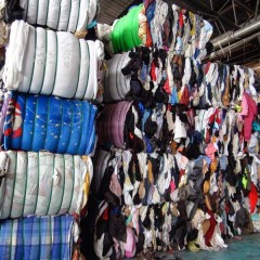 北京昆鹏旧衣服回收常年回收箱子货