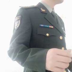 陆橄榄绿常服