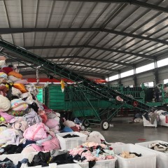 大量供应夏冬装AB货出口订单