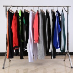 二手服装批发市场 非洲二手衣服市场 滑料运动服夏季旧衣服出口
