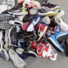 大量回收二手鞋子包包