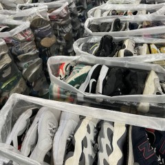 二手品牌运动鞋出口南美