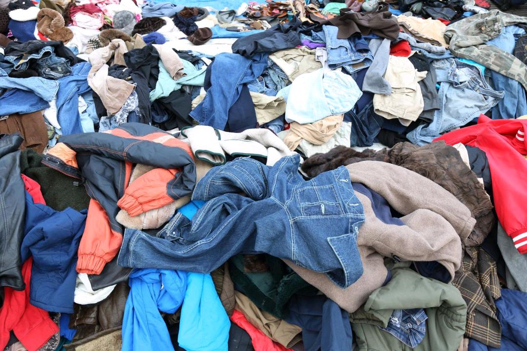 杭州长期供应旧衣服分拣货